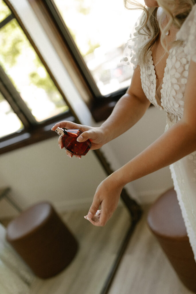 Detail photos are more than just aesthetic additions—they tell the story of your wedding day in a way that’s timeless and intentional. Photos Gracie Wilson Photography.